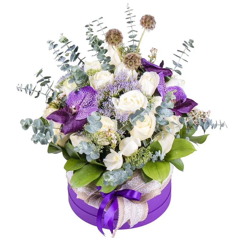 Цветы в коробке Поцелуй Мальвины